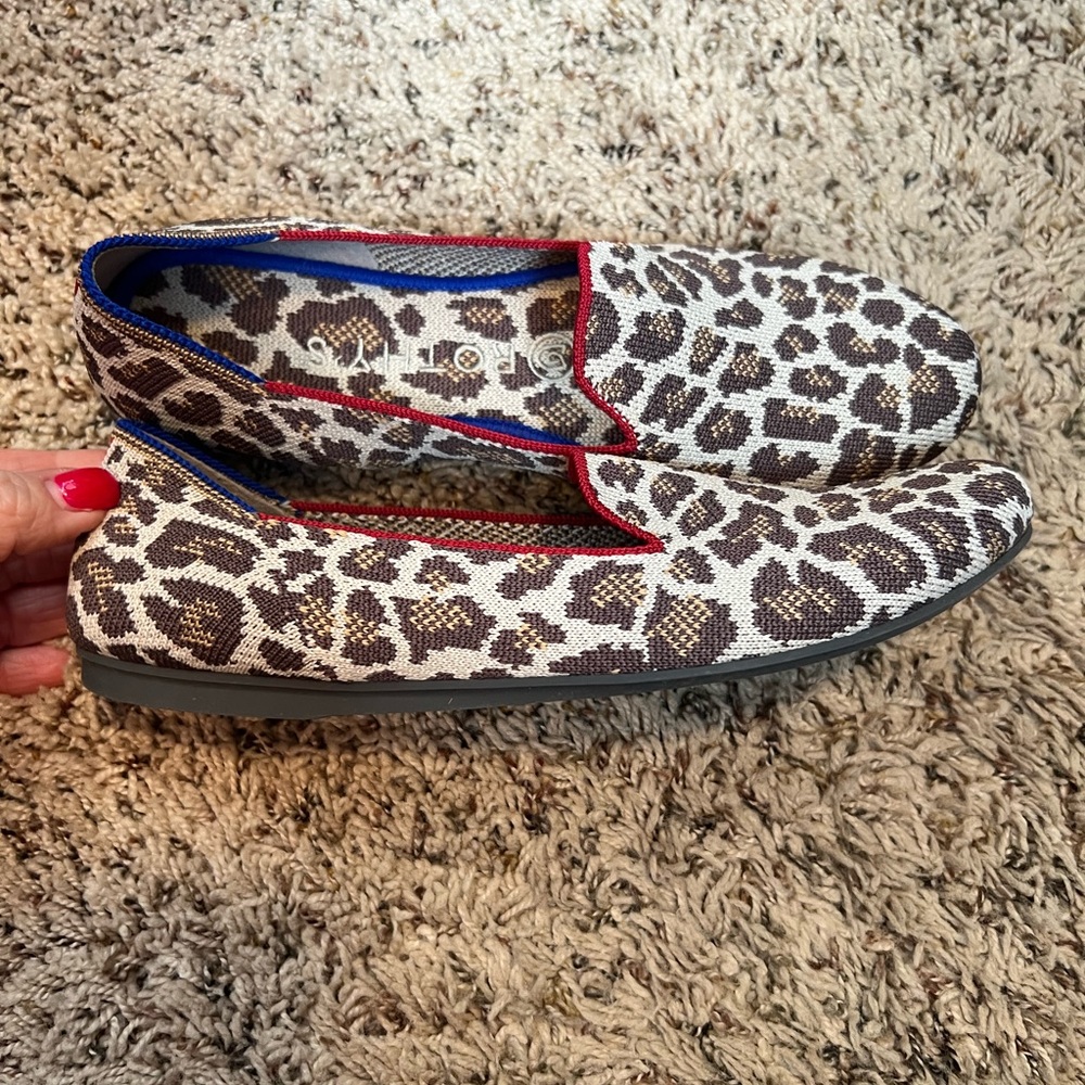 Rothy’s Loafer. Cheetah print. Size 7. Worn once. Very comfy and washable.